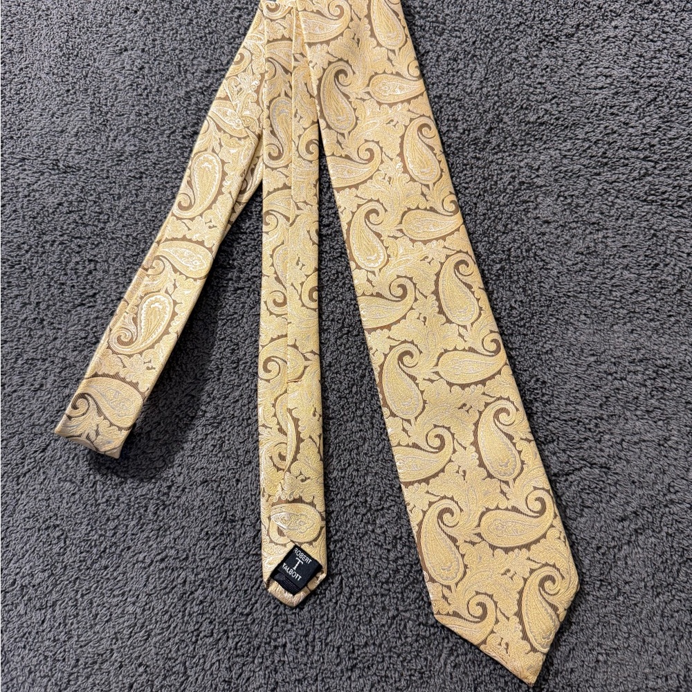 Robert Talbott Best‎ of Class Gold Paisley Tie